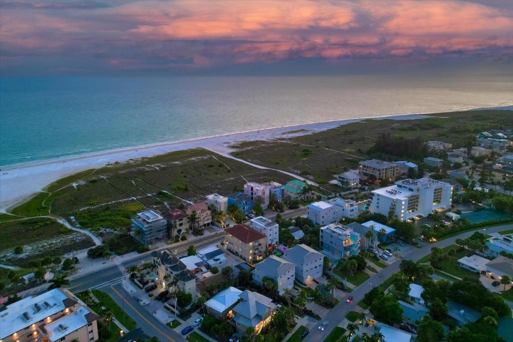 Ocean Vue; By Beachside Management photo 4