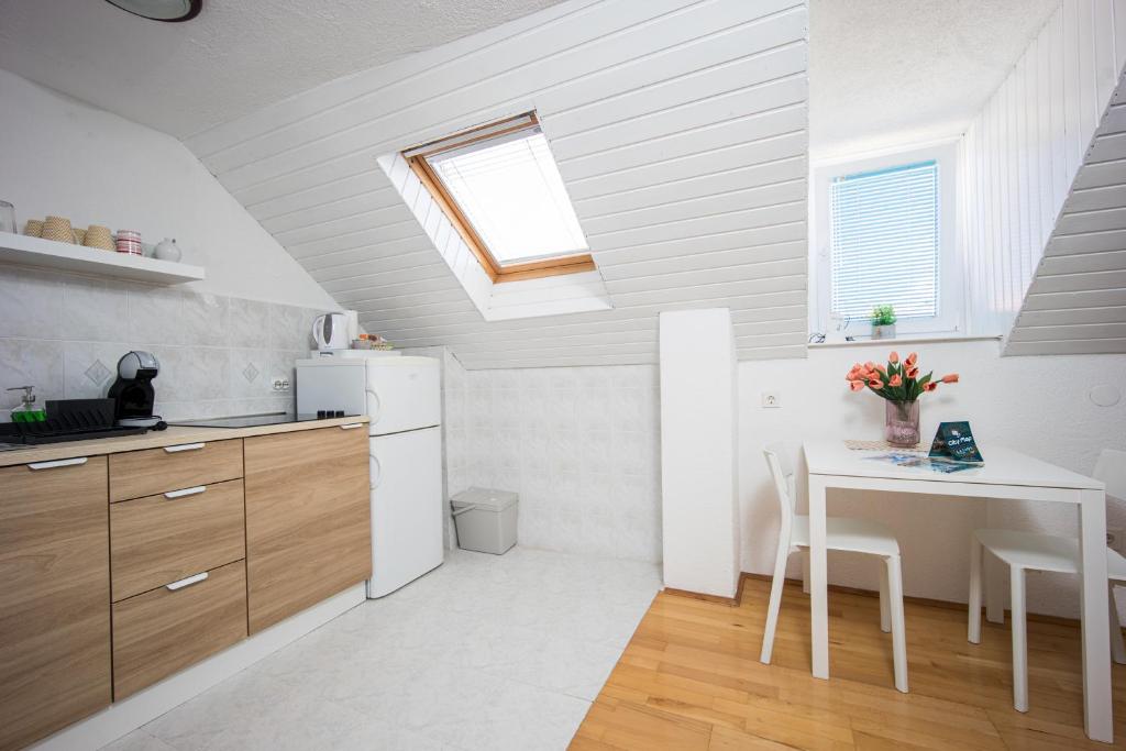 Top-Floor Apartment in Trogir Center photo 1