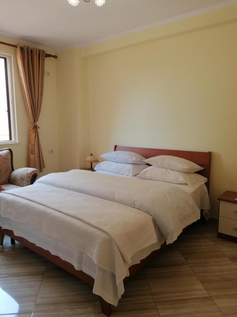 Holiday Center Apartment photo 2
