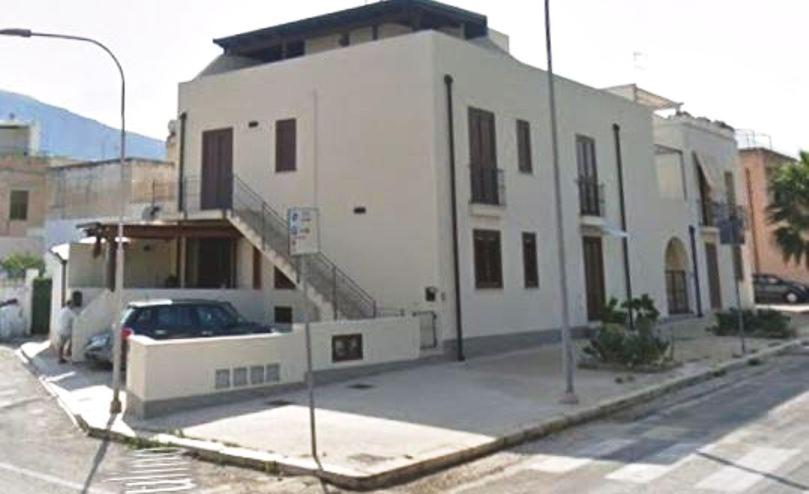 CASE COLOMBO E MATTARELLA by TreRose Properties - Appartamenti centrali con wi-fi e parcheggio privato gratuito photo 2