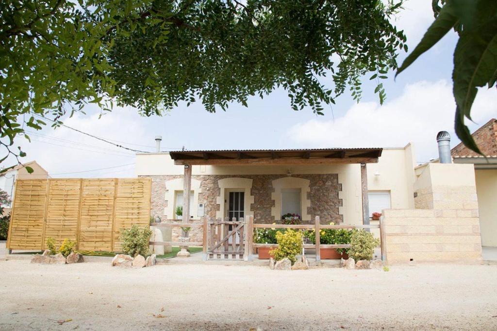 3 bedrooms house with private pool enclosed garden and wifi at Camarles 5 km away from the beach photo 3