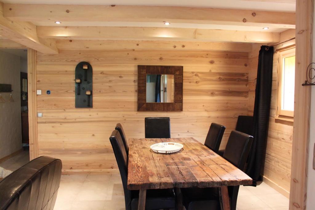 Appartement de 3 chambres avec jardin et wifi a Hauteluce a 2 km des pistes photo 2