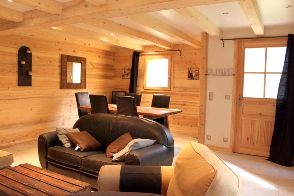 Appartement de 3 chambres avec jardin et wifi a Hauteluce a 2 km des pistes photo 1