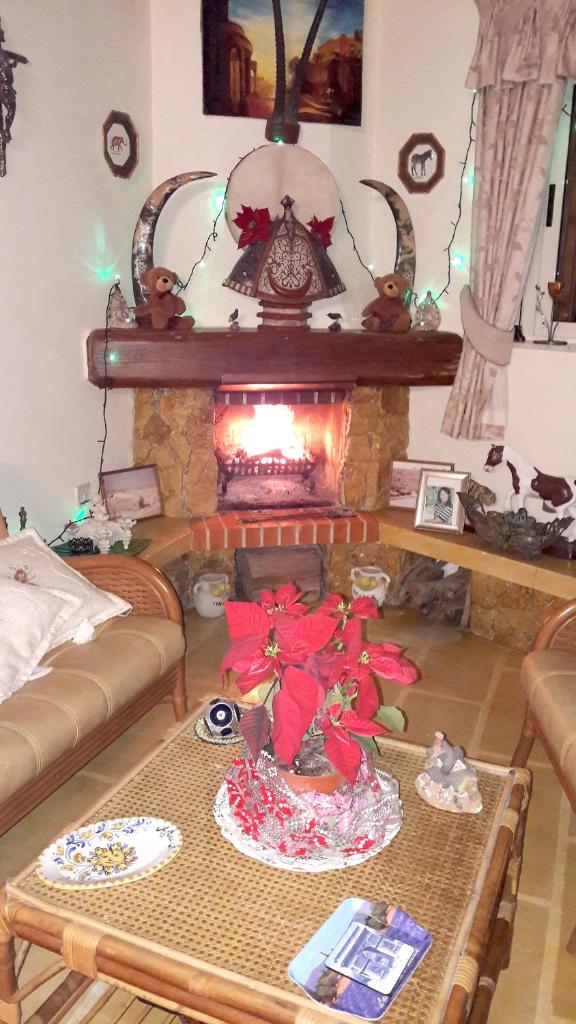 One bedroom house with jacuzzi enclosed garden and wifi at Siggiewi 2 km away from the beach photo 1