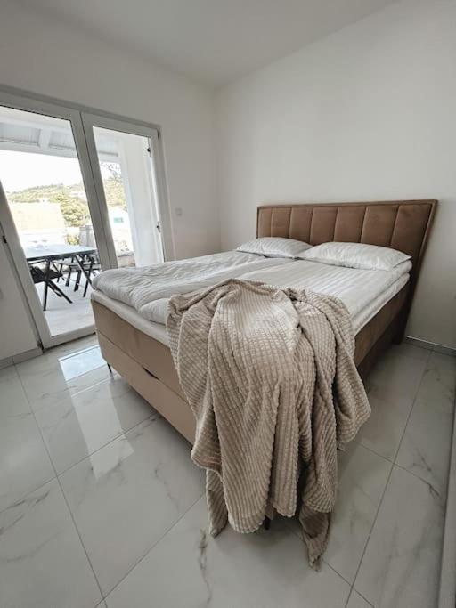 Apartment ”Elegant” island Šolta photo 3