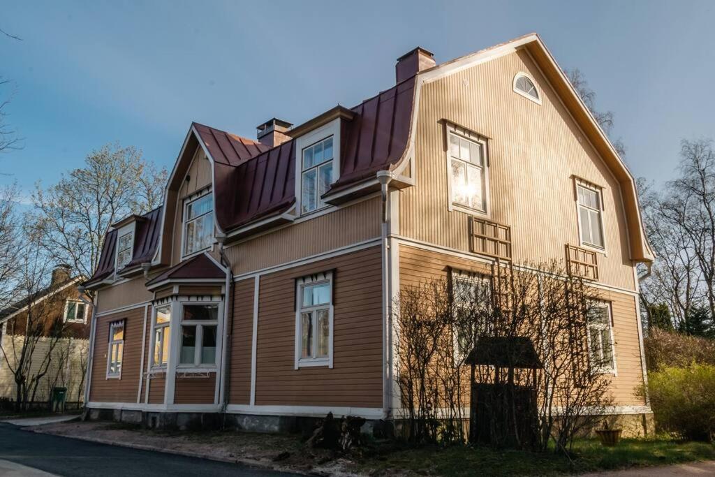 Villa Moisio - puutaloidylliä Salon keskustassa photo 1