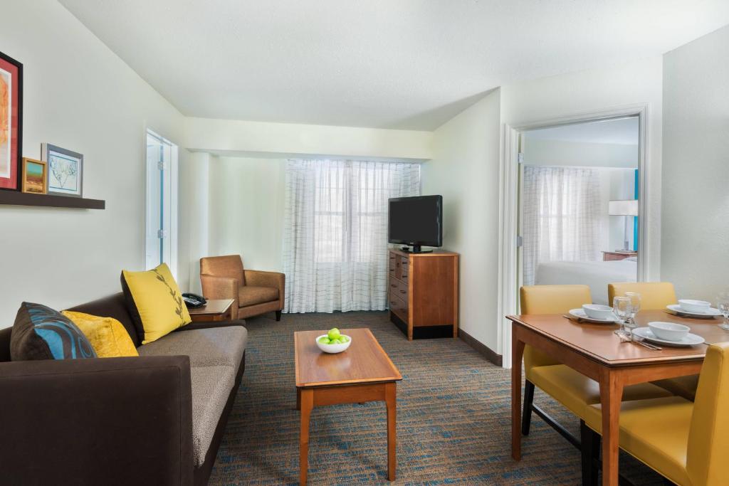 Residence Inn by Marriott St. Louis Downtown photo 3