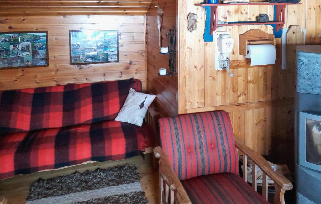Beautiful Home In Etne With 4 Bedrooms And Wifi photo 2