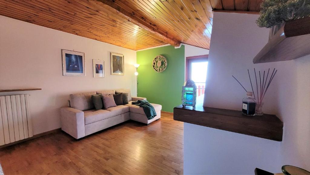 La Mansardina sul lago Mountain Lake Iseo Hospitality photo 2