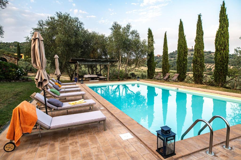 Villa in Agello photo 3