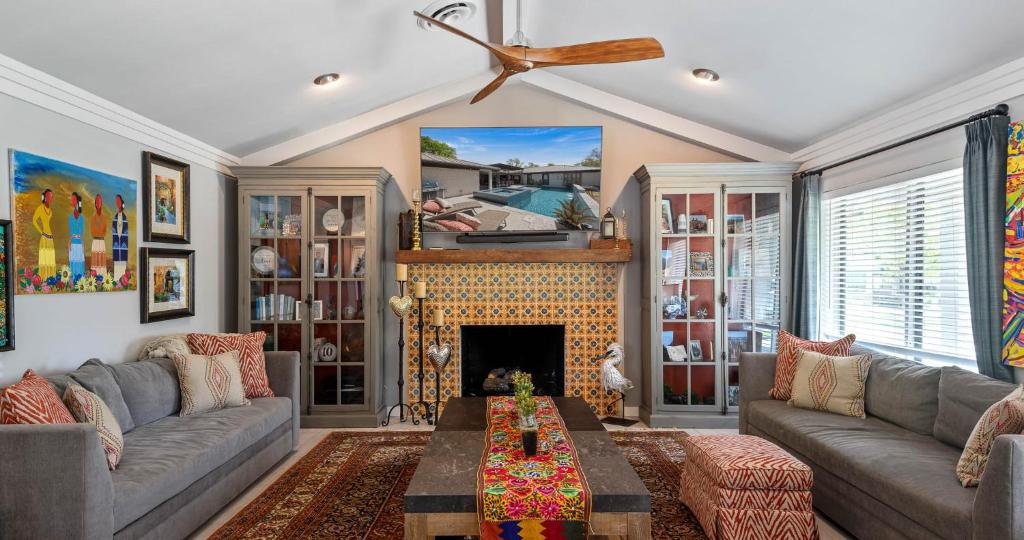 Stylish 3BR House with Swimming Pool and Walking to HSB Resort photo 4