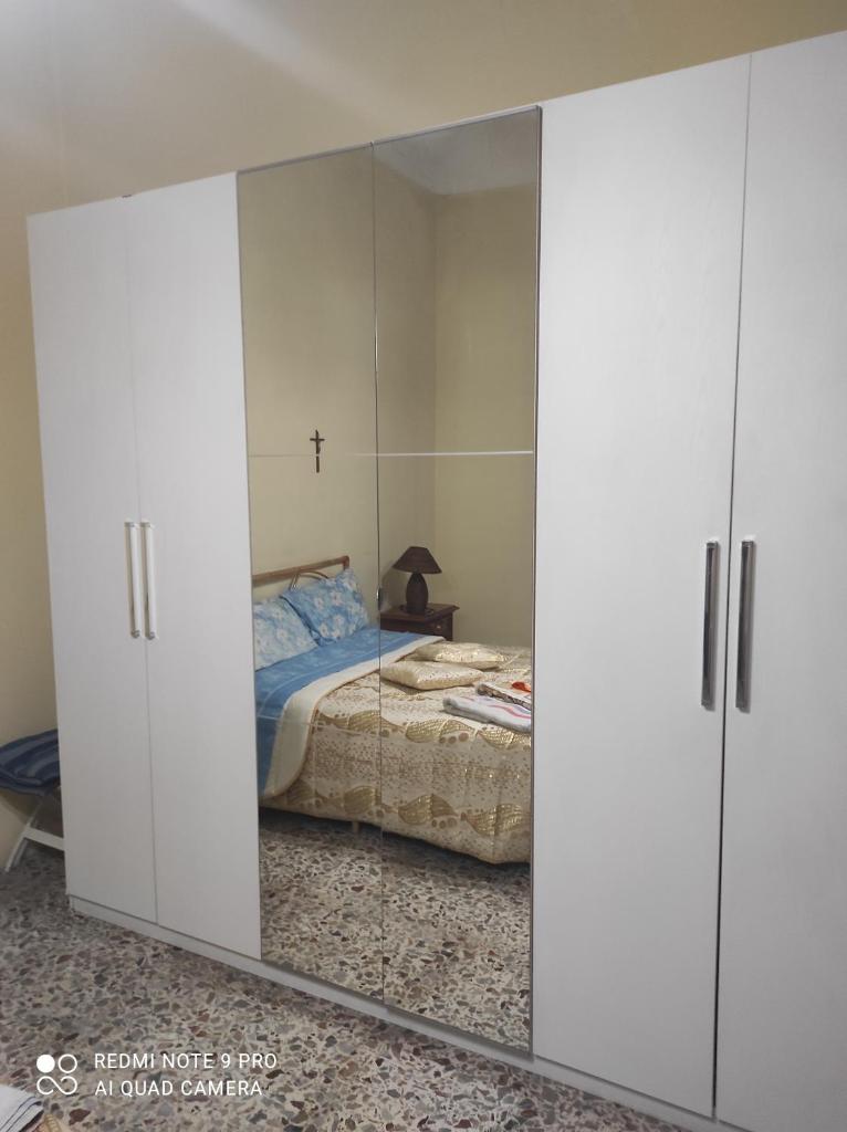 Siracusa maggie photo 1