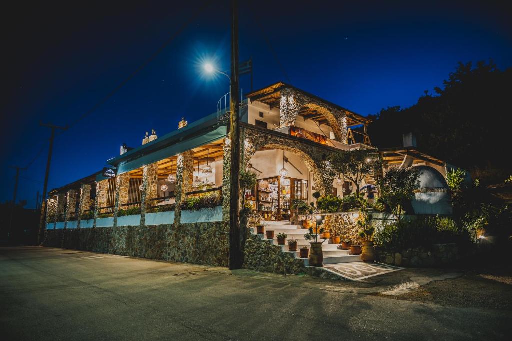 Limeri Traditional Guest House photo 1