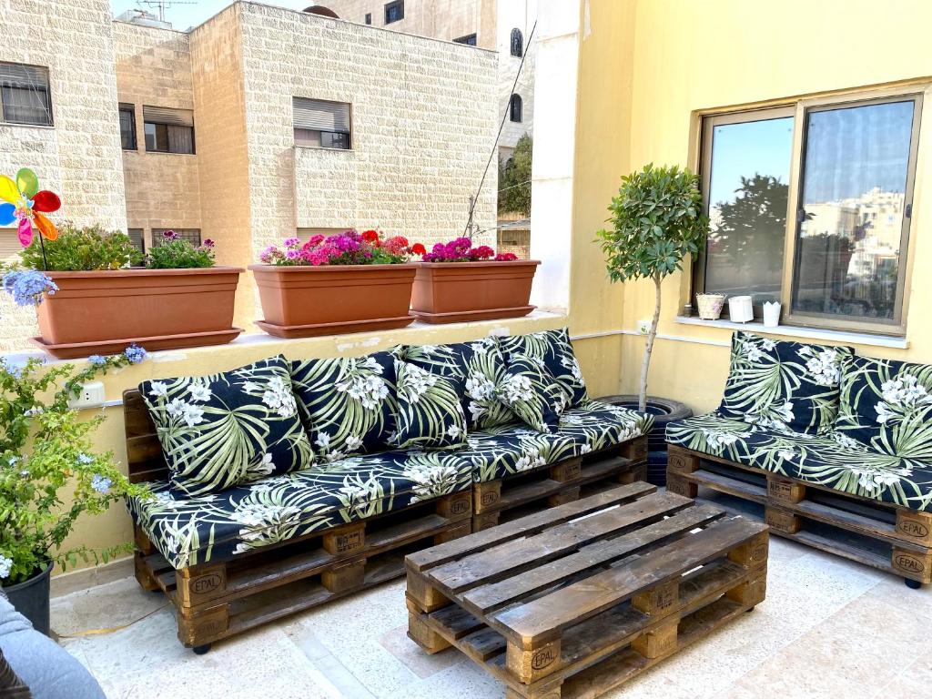 Wooden Turkish Style Apt photo 1