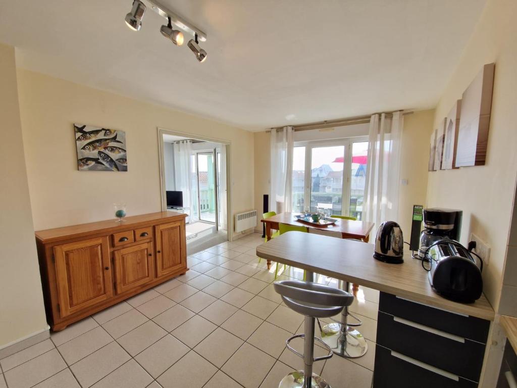 Appartement Châtelaillon-Plage, 3 pièces, 6 personnes - FR-1-706-17 photo 3