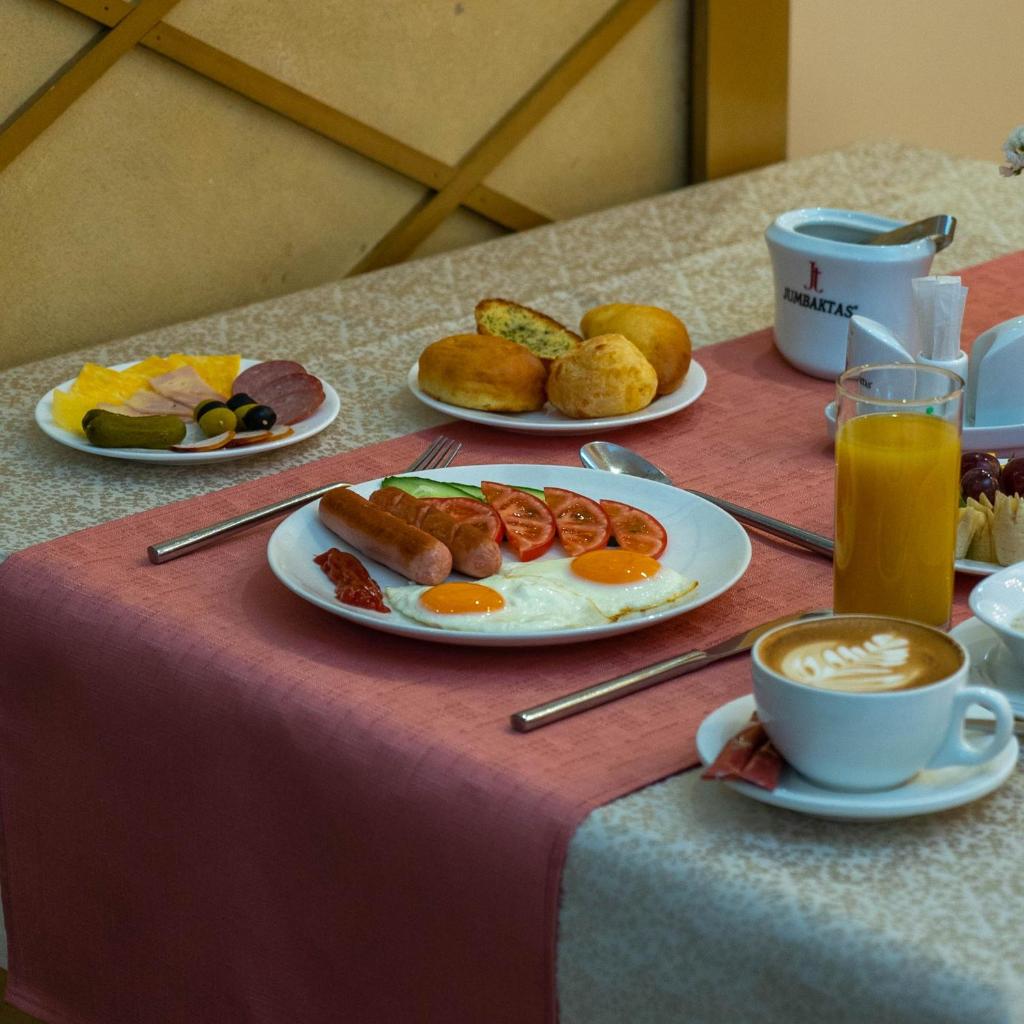 Jumbaktas Astana Hotel photo 4