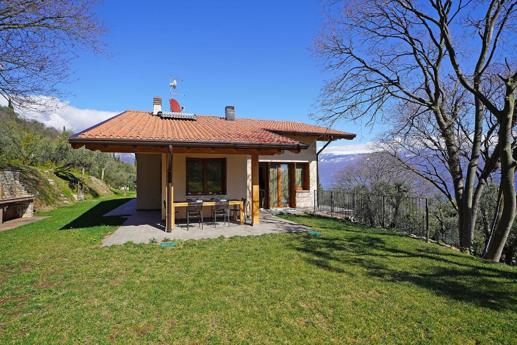 Ville in uliveto vista lago - VILLA LECCINO photo 3