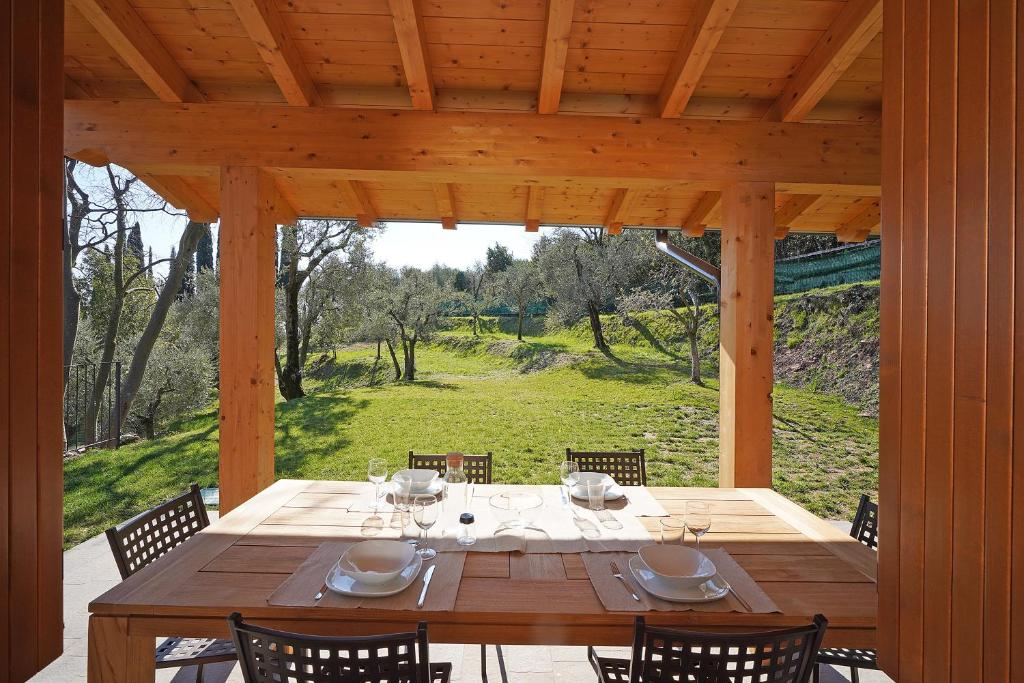 Ville in uliveto vista lago - VILLA LECCINO photo 4