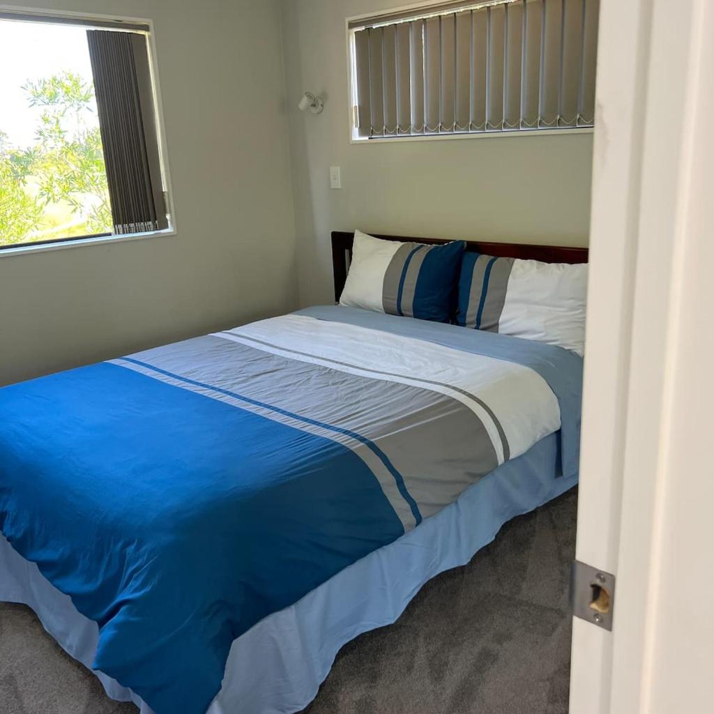Beautiful 2 Bedroom Home photo 2
