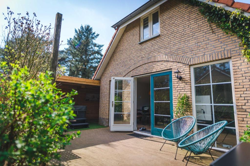 Luxe Veluws Vakantiehuis met JACUZZI photo 3