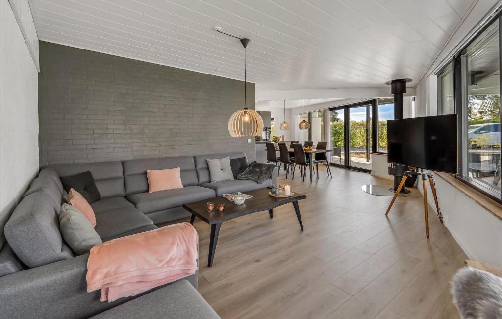 Beautiful Home In Sydals With Wifi And 3 Bedrooms photo 1