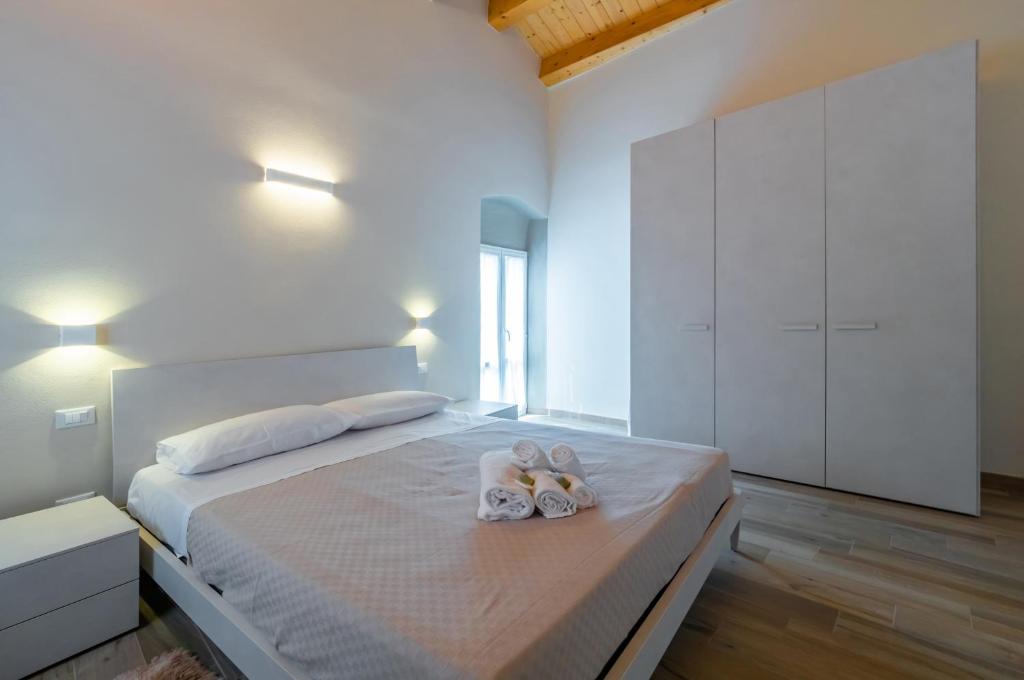 Comfy & Roomy Apt - View on the Ligurian Hills! photo 1