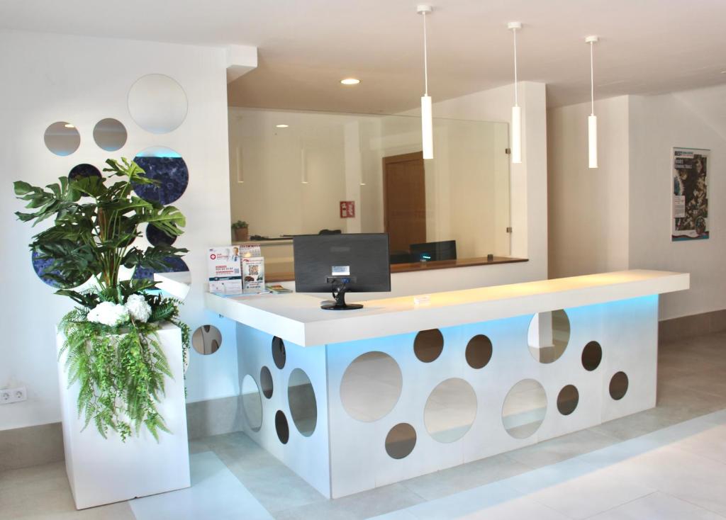 Bluewater Hotel photo 1