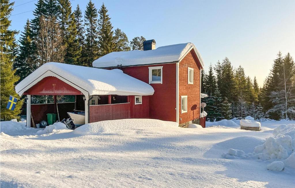 Amazing Home In Frnsta With Sauna, Wifi And 3 Bedrooms