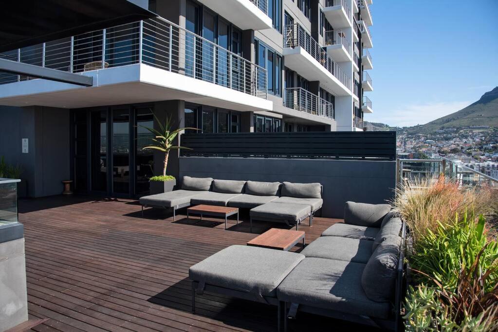 Magnificent penthouse with breathtaking views photo 4