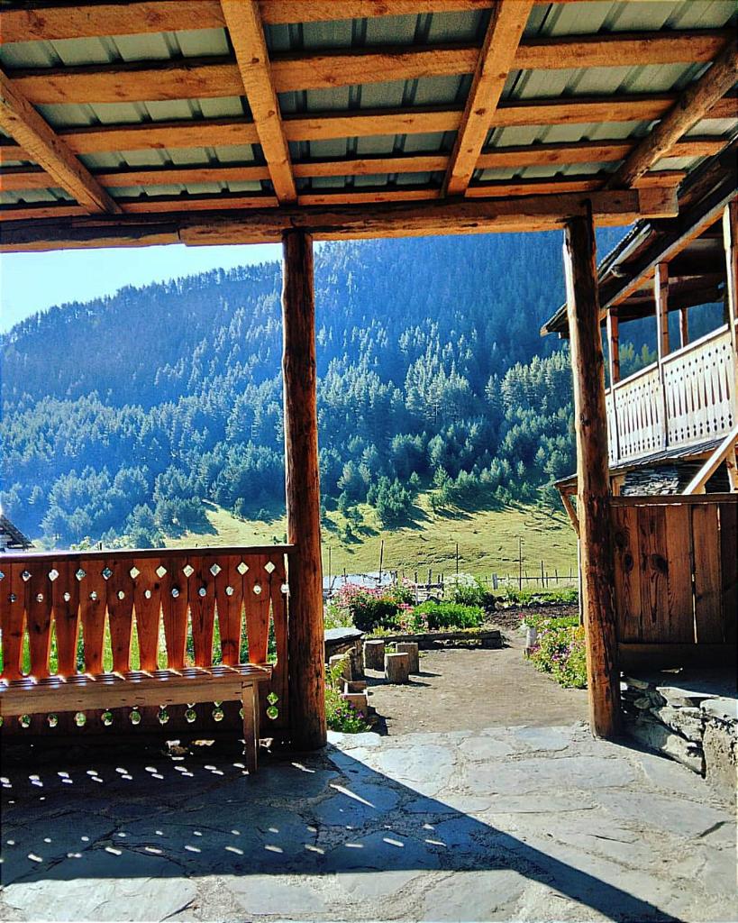"Dzveli galavani" Tusheti Diklo "ძველი გალავანი"