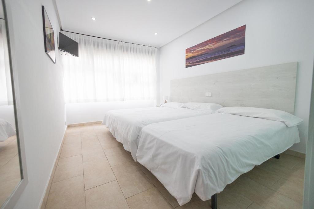 Hotel Pinar Somo Surf photo 1