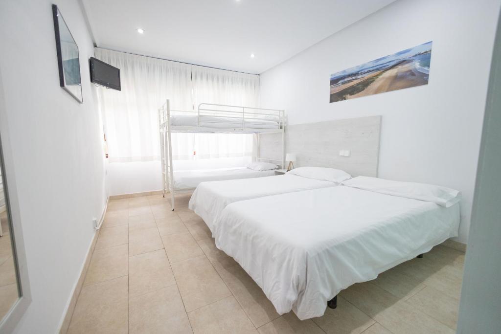Hotel Pinar Somo Surf photo 4