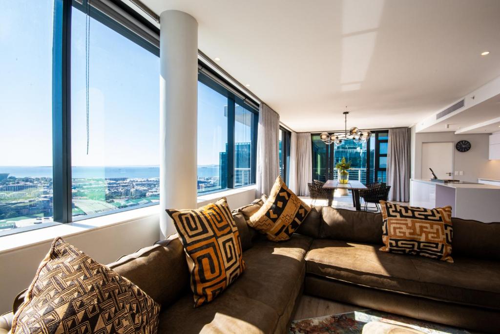 Magnificent penthouse with breathtaking views photo 1
