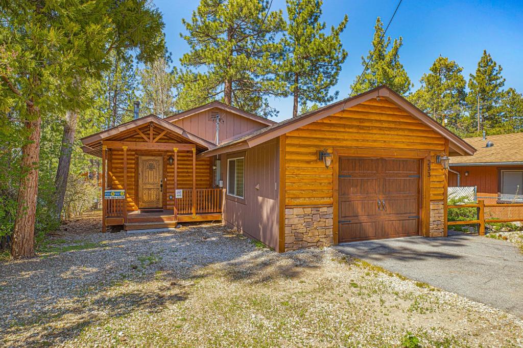 Country Club Cabin photo 4