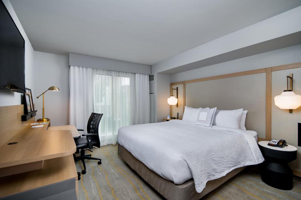 Fairfield Inn & Suites Fort Worth Downtown/Convention Center photo 1