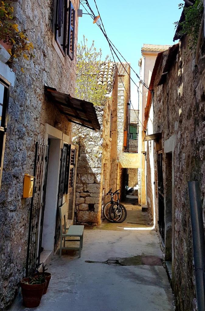 Renovated stone house photo 1