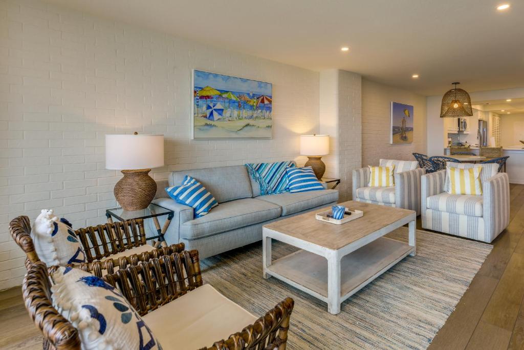 Port Aransas Vacation Rental with Pools - Near Beach photo 2