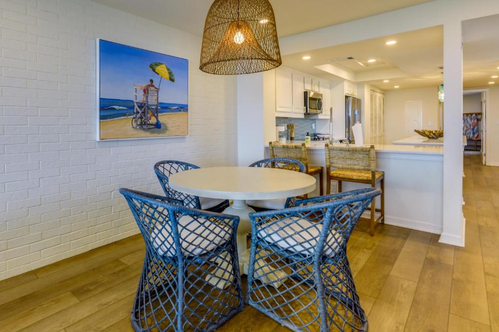 Port Aransas Vacation Rental with Pools - Near Beach photo 4
