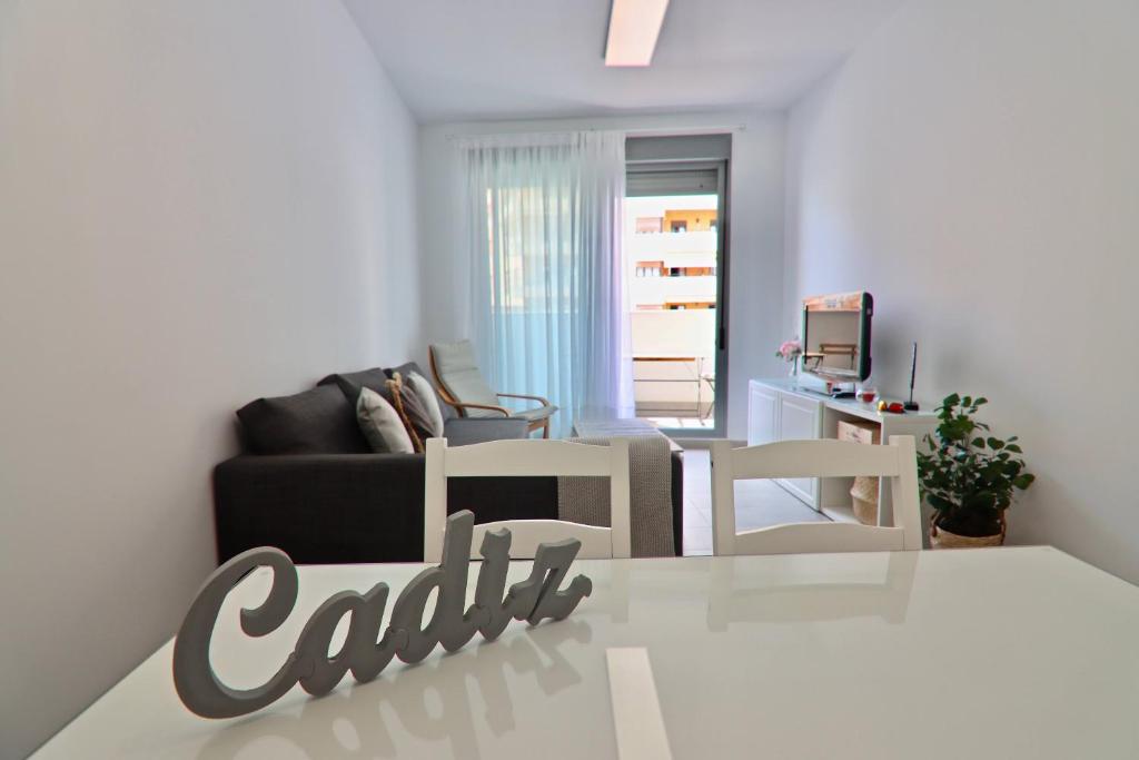 Apartamento San Leonardo Playa (Free Parking) - Tap to explore photos