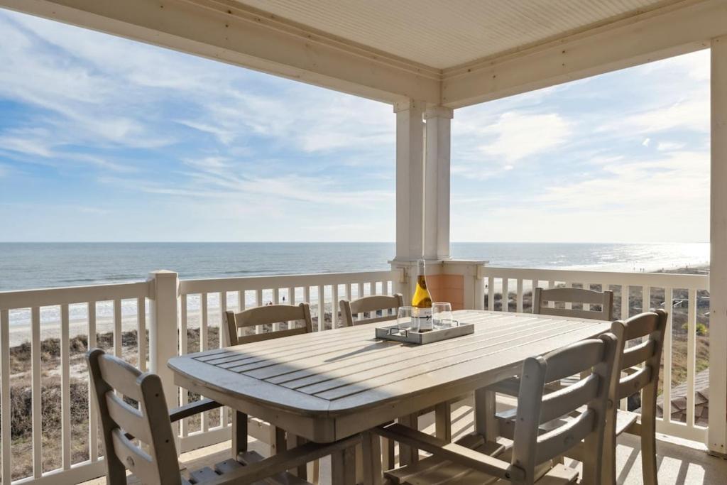 302 OPV Top Floor Ocean Views Penthouse