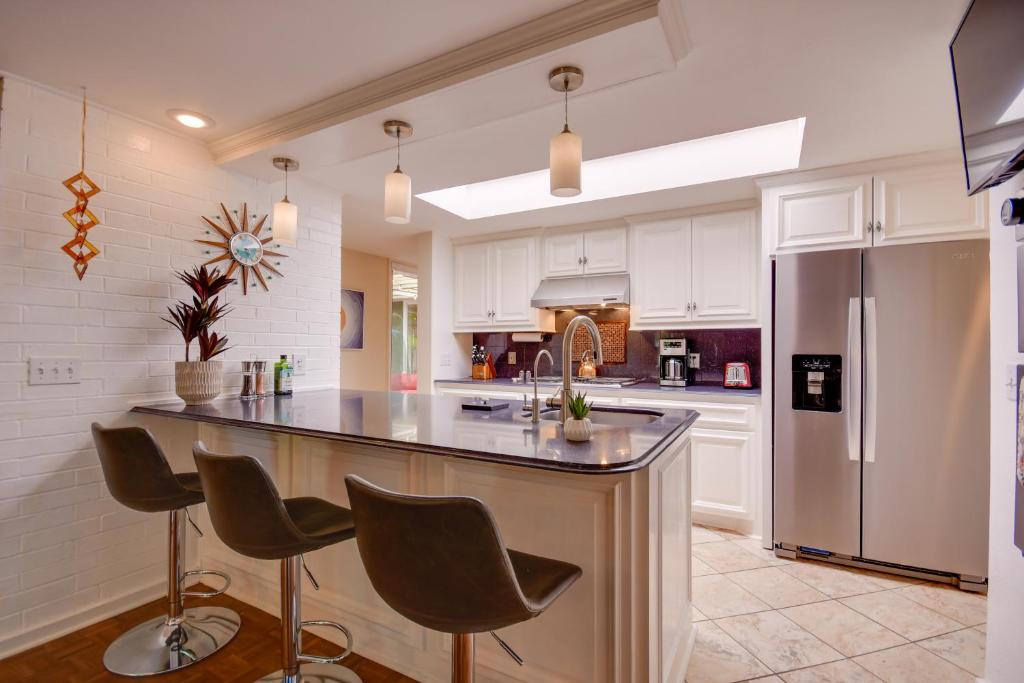 Mid-Century Modern Home with Fire Pit and Gas Grill! photo 2
