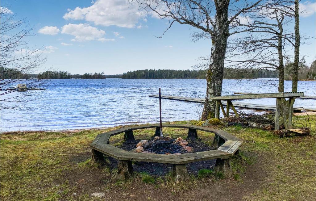 Awesome Home In Jlluntofta With Sauna, Wifi And 1 Bedrooms photo 3