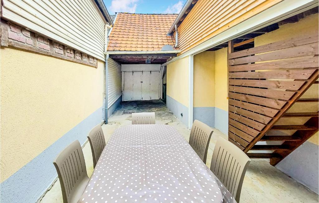 Beautiful Home In Gamaches With Wifi And 2 Bedrooms photo 3