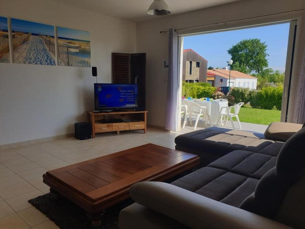 Maison Le Bernard, 4 pièces, 6 personnes - FR-1-336-50 photo 2