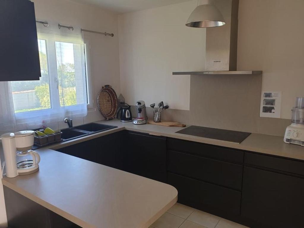 Maison Le Bernard, 4 pièces, 6 personnes - FR-1-336-50 photo 4