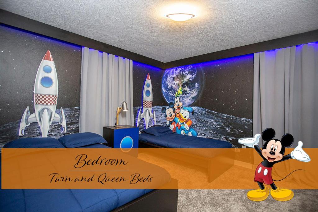 StarWars Game Room 9Bd5BA Sleep 25 ChampionsGate photo 3
