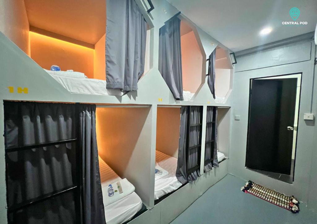 Central Pod Capsule Hostel photo 1