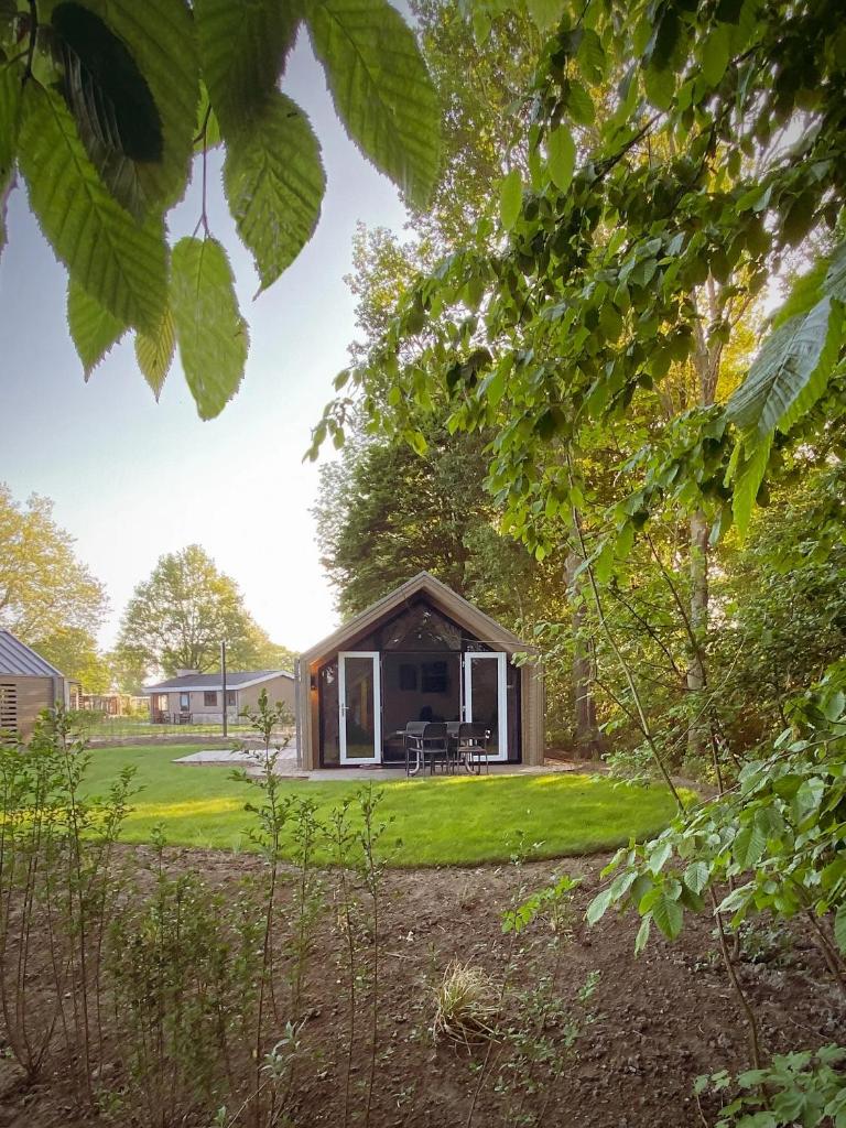 Beachhouse Veluwemeer mit großem Garten in Strandnähe (inkl. Hallenbadnutzung) photo 1