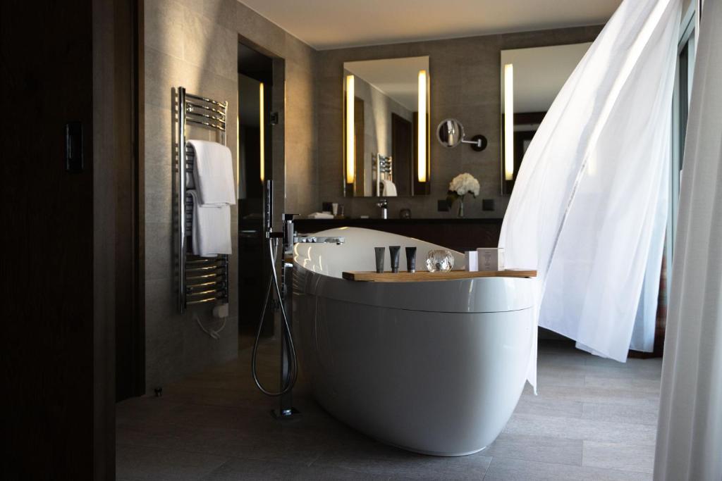 Crans Ambassador photo 2