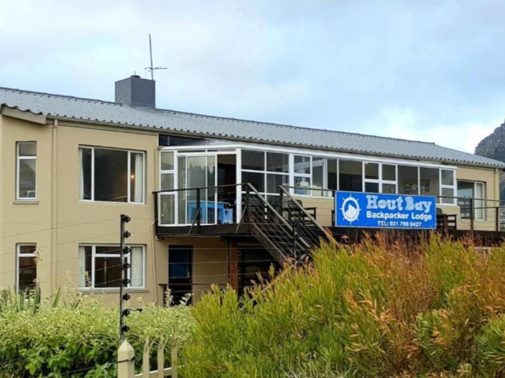 Dune Lodge
